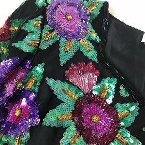 New Black floral print sequin vintage top medium